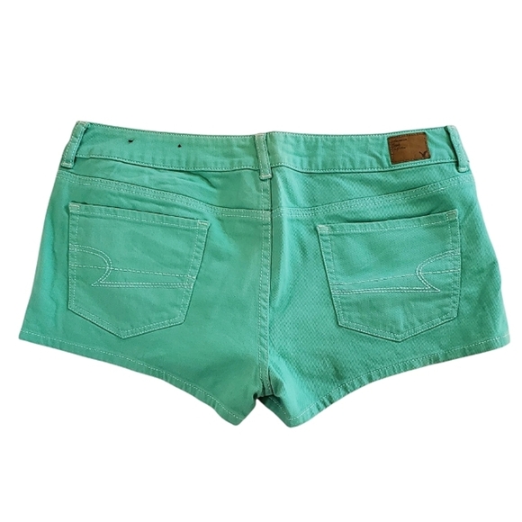 🟢2315 * American Eagle Outfitters Stretch Shorts Green Size 12 AEO - Picture 2 of 9